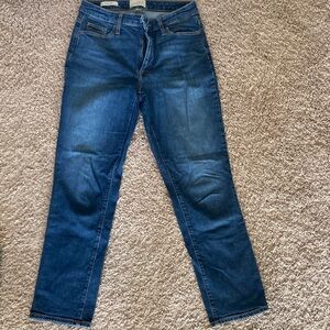 Universal Thread Straight Leg Jean